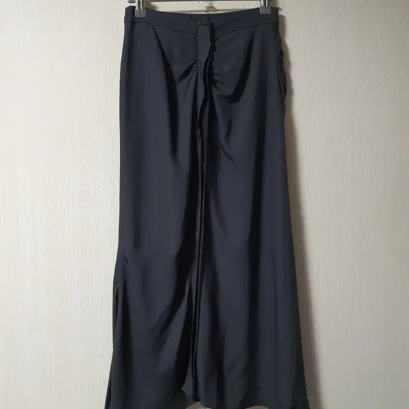 [BUNJANG] Mine Shirring Asymmetrical Skirt / 마인 mine 셔링 언밸런스 스커트 44사이즈 정품