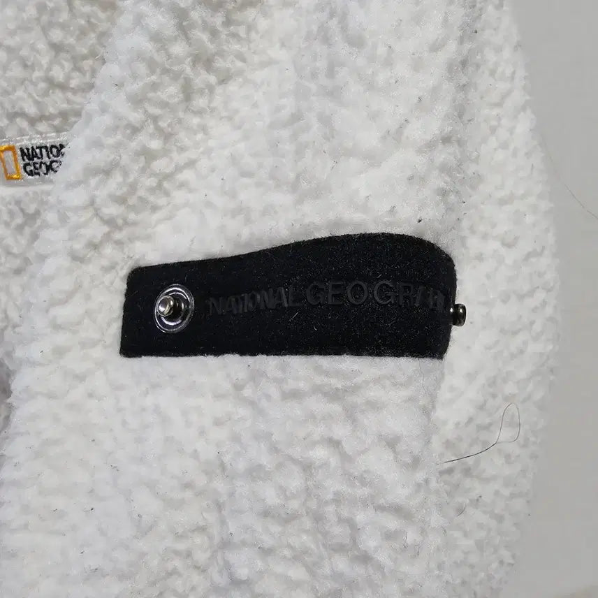 [BUNJANG] National Geographic Fleece Jacket Ivory / 내셔널지오그래픽 뽀글이 플리스 자켓 아이보리