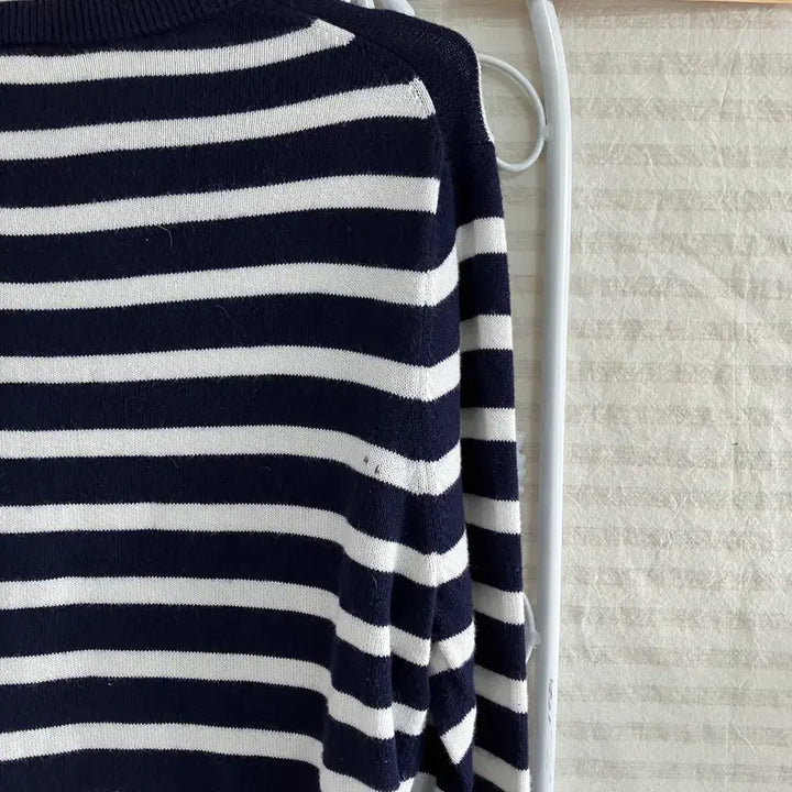 [BUNJANG] Uniqlo Vintage Mickey Mouse Navy Stripe T-shirt / 빈티지 미키 마우스 유니클로 네이비 스트라이프 티 917 y2k 스트릿