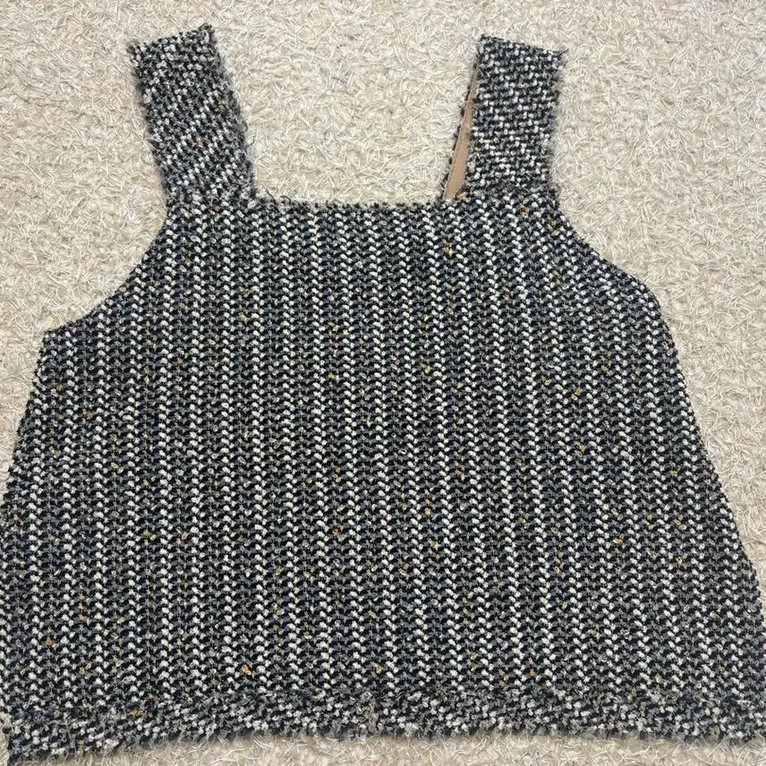 [BUNJANG] SYSTEM Tweed Sleeveless Blouse / SYSTEM 트위드 민소매 블라우스