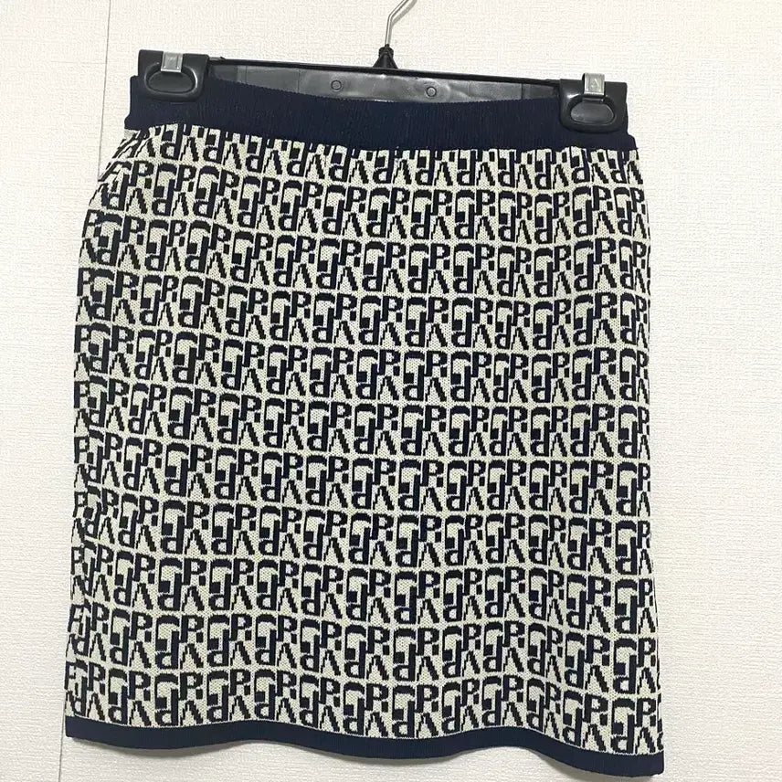 [BUNJANG] Grove Knit Mini Skirt / 그로브 니트 스커트