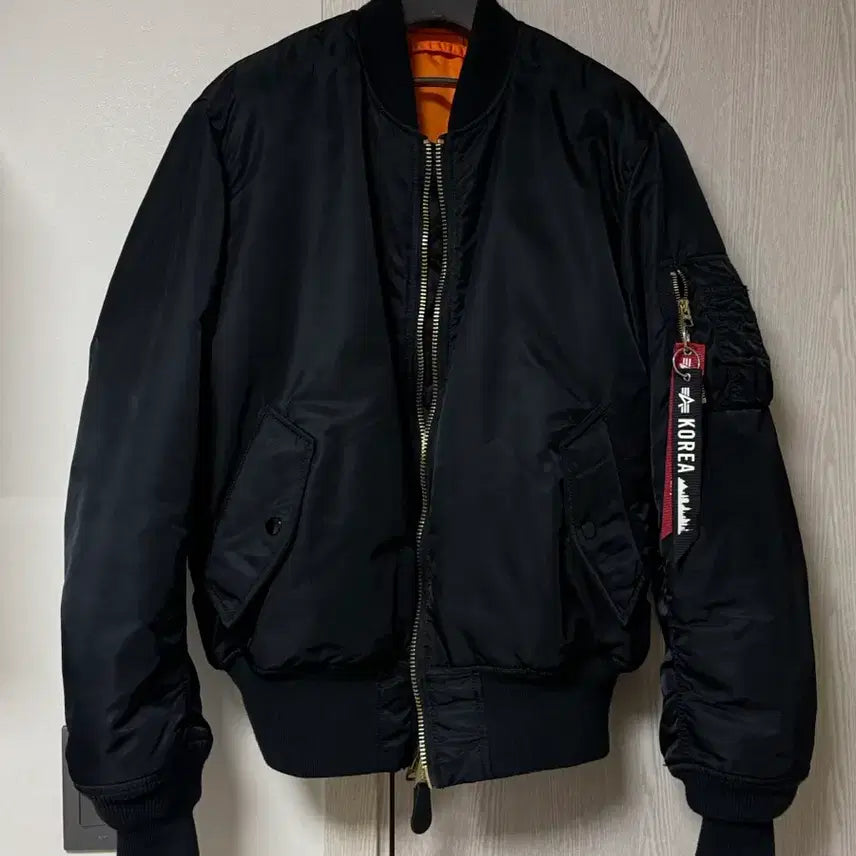 [BUNJANG] Alpha Industries MA-1 Black Regular Fit Bomber Jacket / M) 알파인더스트리 MA-1 블랙 레귤러핏