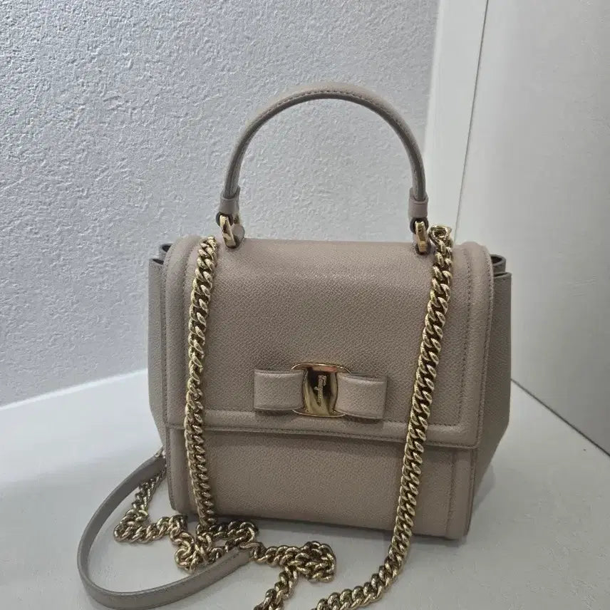 [BUNJANG] Ferragamo Tote Bag / 페라가모 토트백