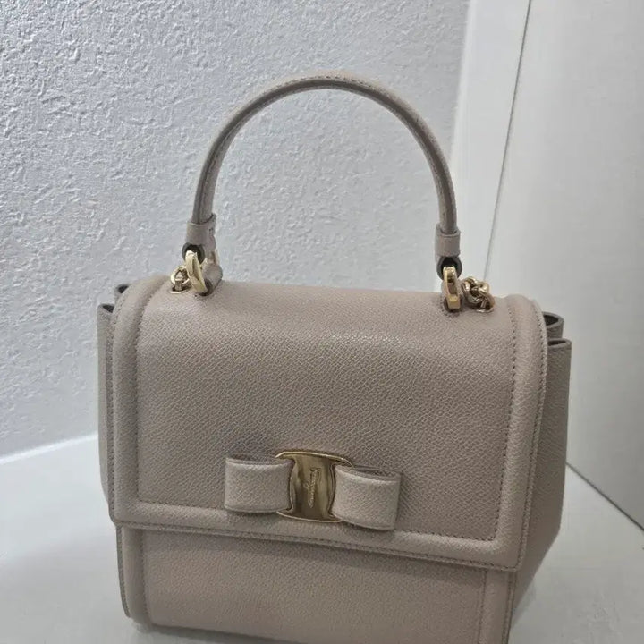 [BUNJANG] Ferragamo Tote Bag / 페라가모 토트백