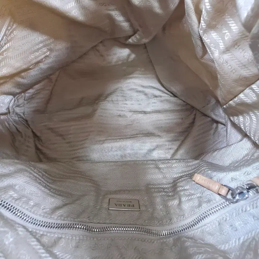 [BUNJANG] Prada Tessuto Nylon Stencil Hobo Bag / 프라다 테수토 나일론 스탠실 호보백