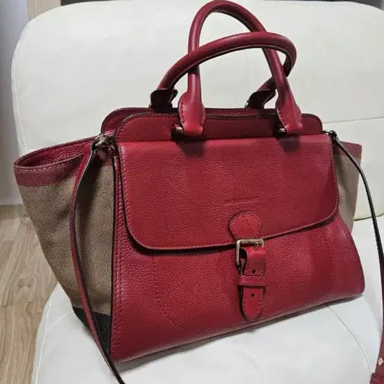[BUNJANG] Burberry Shoulder Bag / 정품 버버리 숄더백