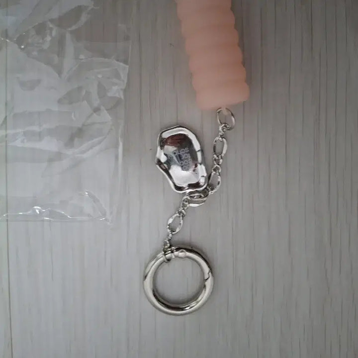 [BUNJANG] Too Cool For School Keyring / 투쿨포스쿨 키링 새상품