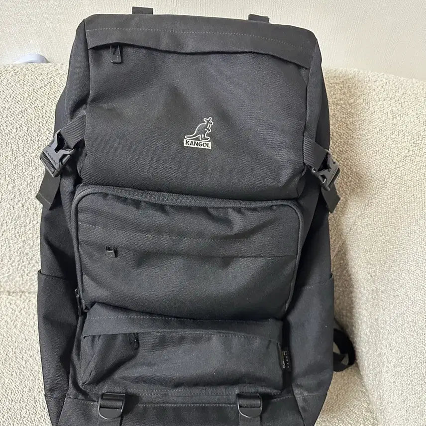 [BUNJANG] Kangol Black Backpack / 캉골 블랙 백팩 가방 팝니다