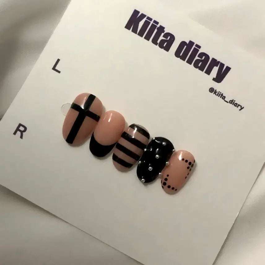 [BUNJANG] Striped Nail Tips / 스트라이프 네일팁