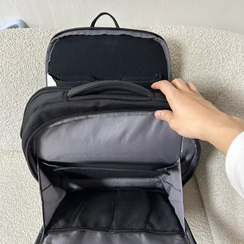 [BUNJANG] Samsonite Black Backpack / 샘소나이트 블랙 백팩 가방 팝니다