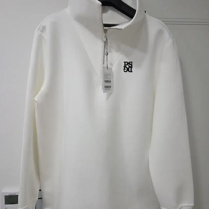 [BUNJANG] Pasadi White Sweatshirt / 파사디 맨투맨 화이트 새상품