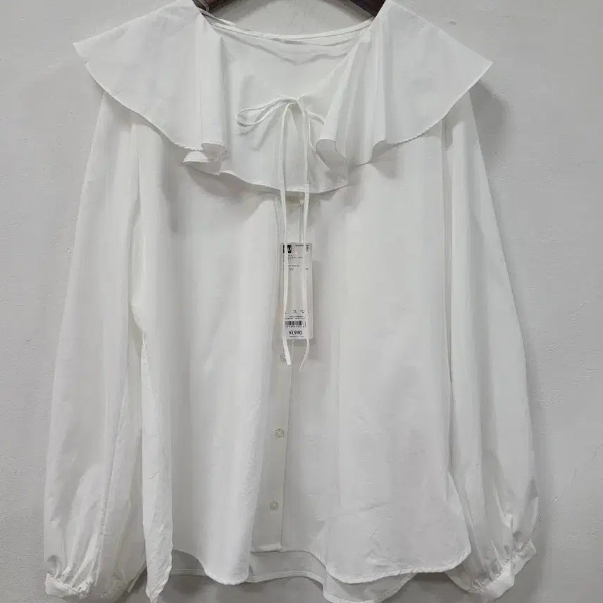 [BUNJANG] Gu White Frill Collar Blouse / 새상품) Gu 화이트 프릴 카라 블라우스