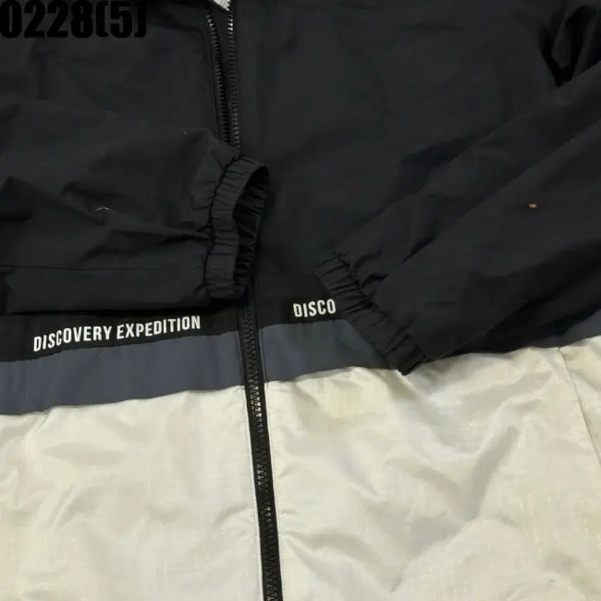 [BUNJANG] Discovery Black/White Windbreaker Jacket / 디스커버리 블랙/화이트 바람막이 점퍼100 0228