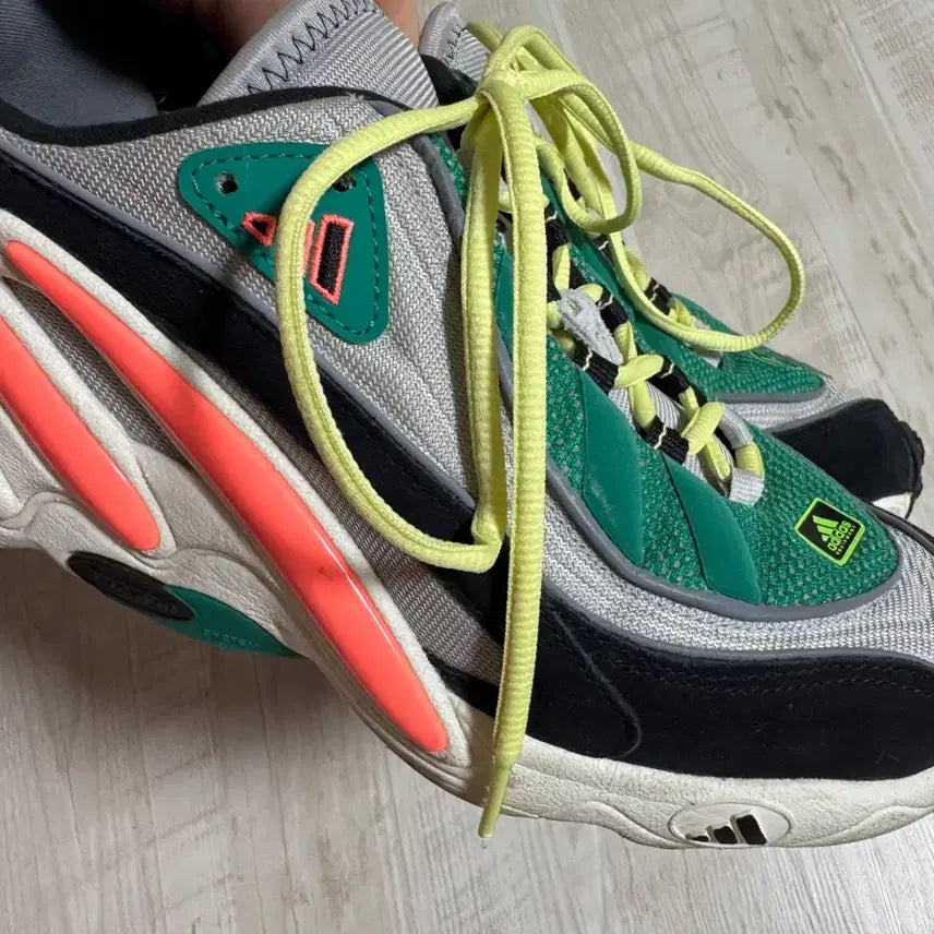 [BUNJANG] Adidas Sneakers 270 / 아디다스 신발 270