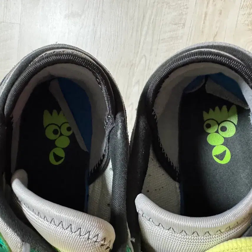 [BUNJANG] Adidas Sneakers 270 / 아디다스 신발 270