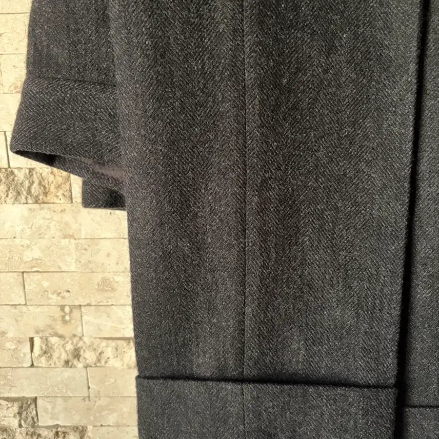 [BUNJANG] Tom Ford Dark Gray Herringbone Atticus Slacks / 톰포드 다크 그레이 헤링본 아티쿠스 슬랙스