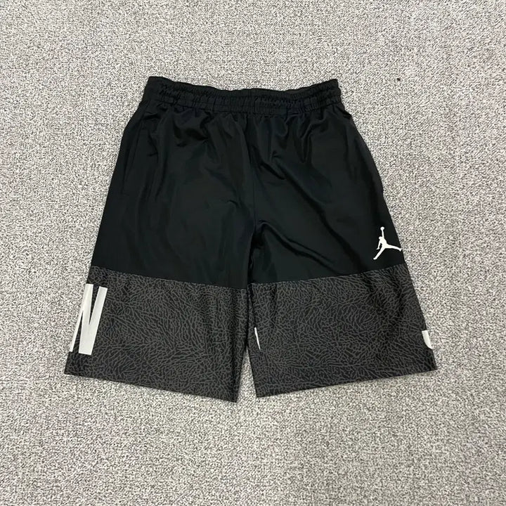 [BUNJANG] Nike Jordan Classic Shorts / M 나이키 조던 클래식 반바지 0225S2
