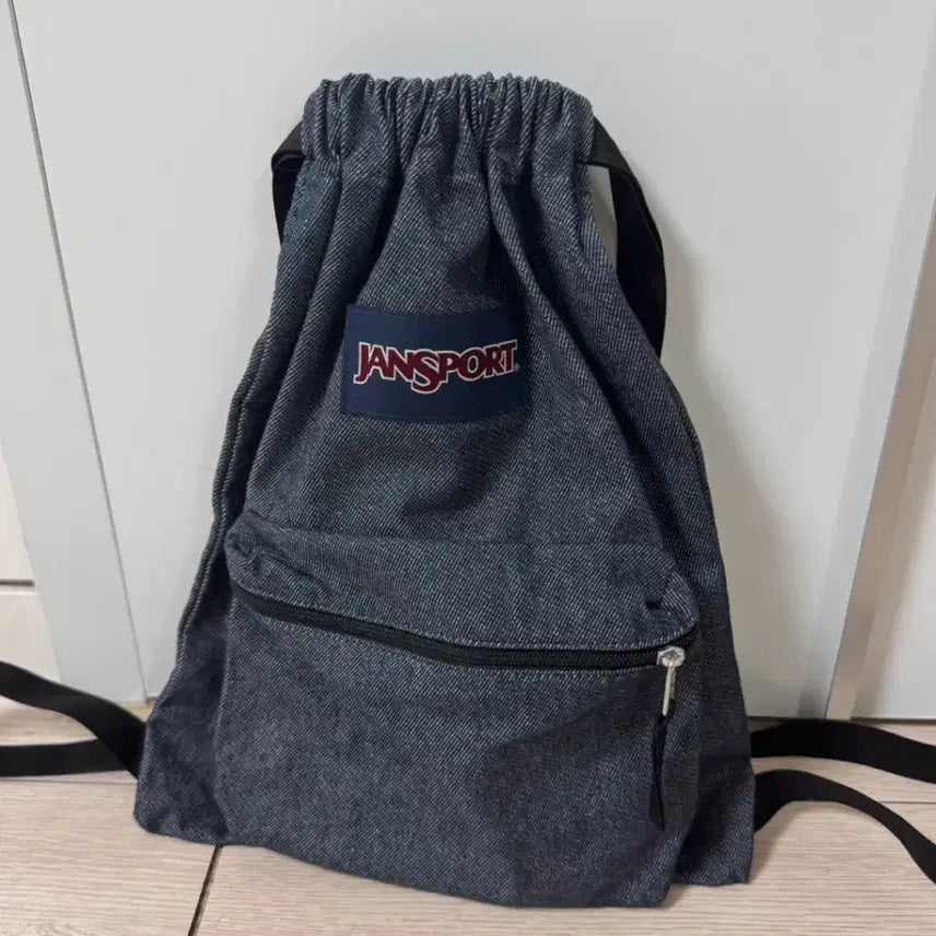 [BUNJANG] JanSport Drawstring Denim Backpack / 잔스포츠 드로우색 데님 컬러