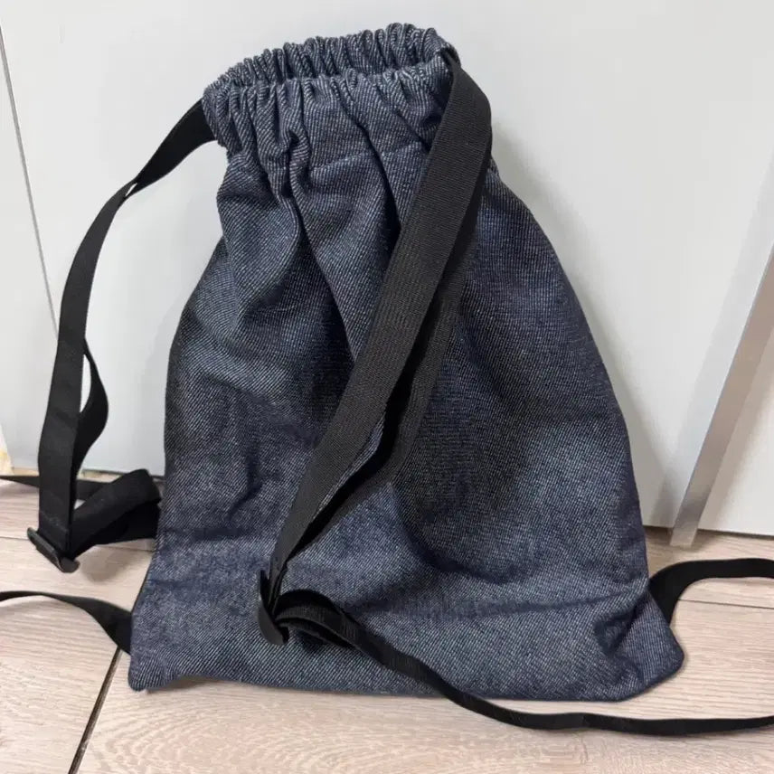 [BUNJANG] JanSport Drawstring Denim Backpack / 잔스포츠 드로우색 데님 컬러