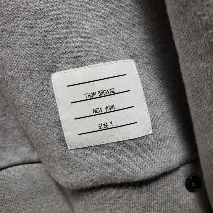 [BUNJANG] Thom Browne Tricolor Sweatshirt / [정품] 3 / 톰브라운 백삼선 맨투맨