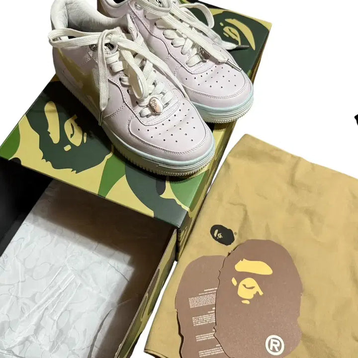 [BUNJANG] BAPE Bapesta Light Pink Women's Sneakers / 베이프 베이프스타 연핑크 여성용 230, 5 사이즈