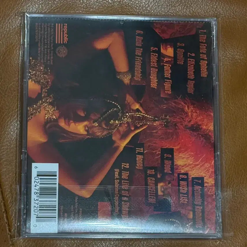 [BUNJANG] Taylor Swift Autographed CD / 테일러 스위프트 친필 싸인반 CD 판매