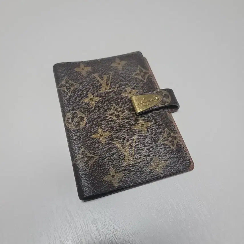 [BUNJANG] Louis Vuitton Monogram Passport Cover / 루이비통 모노그램 다이어리 커버