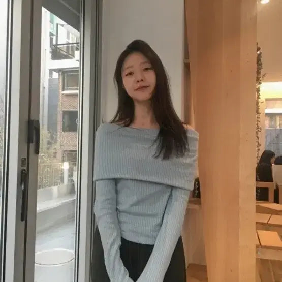 [BUNJANG] ManyManyMode Off-Shoulder Long Sleeve Top / 매니매니모드 오프숄더 티