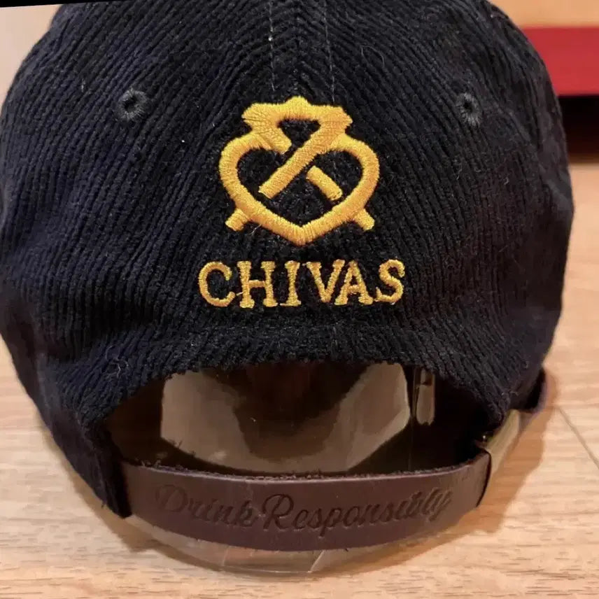 [BUNJANG] Darkroom Studio x Chivas Regal Corduroy Logo Cap / Darkr8m Studio 다크룸 시바스리갈 모자