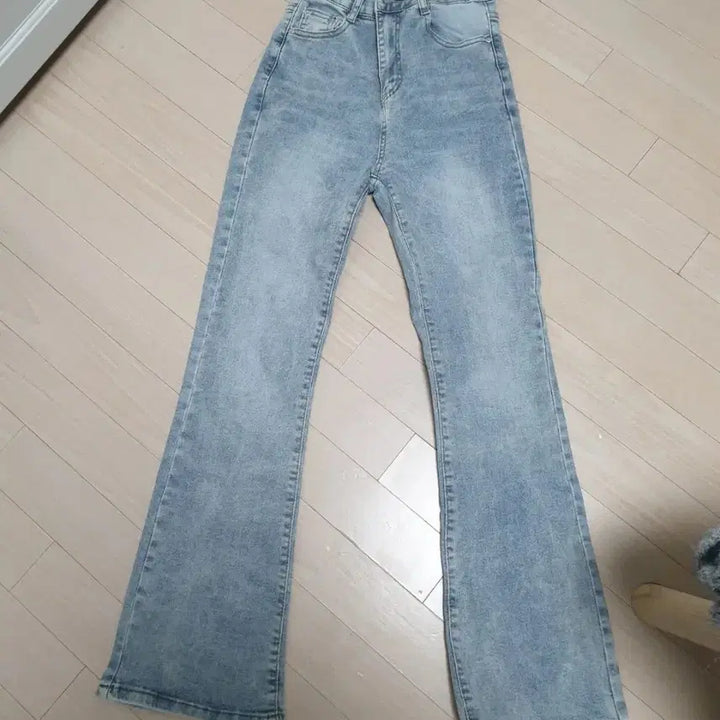 [BUNJANG] Bootcut Jeans / s) 부츠컷 청바지 새상품
