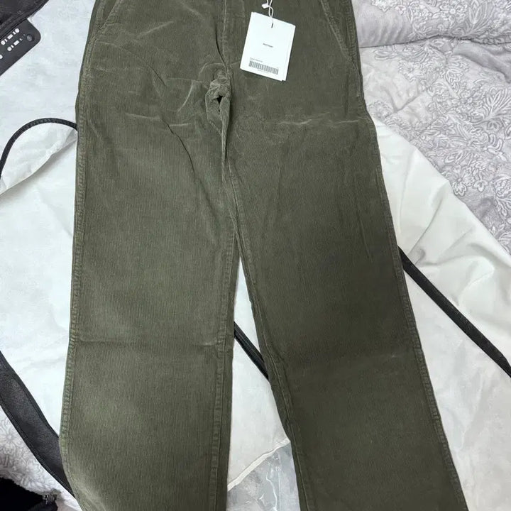 [BUNJANG] Pottery Corduroy Wide Pants Khaki Size 2 / 포터리 코듀로이 와이드 팬츠 카키 2사이즈 새상품