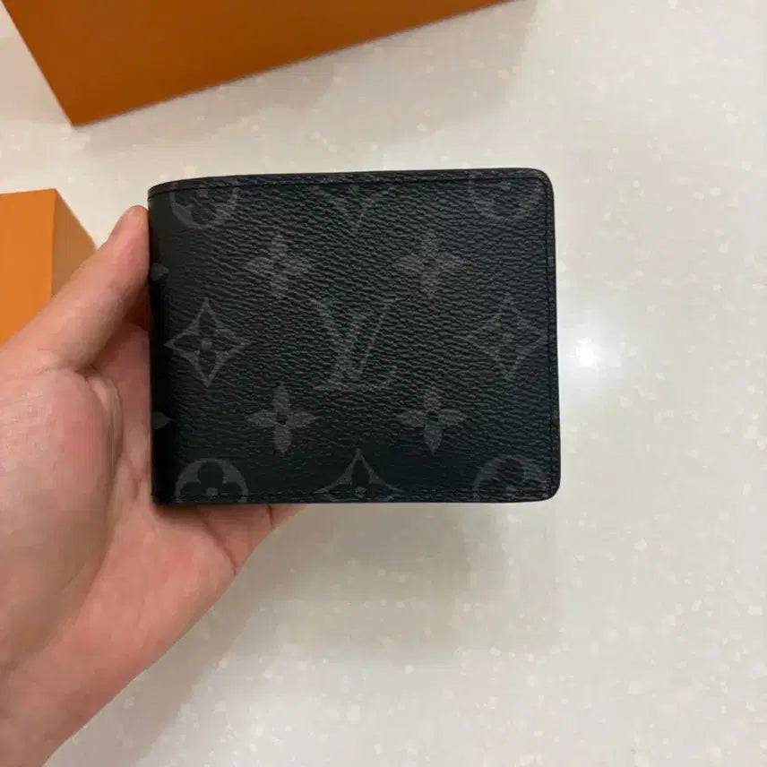 [BUNJANG] Louis Vuitton Monogram Eclipse Bifold Wallet / 루이비통 모노그램 이클립스 반지갑