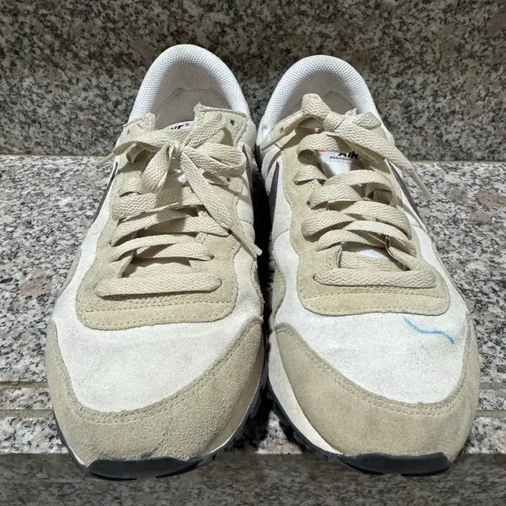 [SOLD OUT] 나이키 에어 페가수스 83 사이즈 270