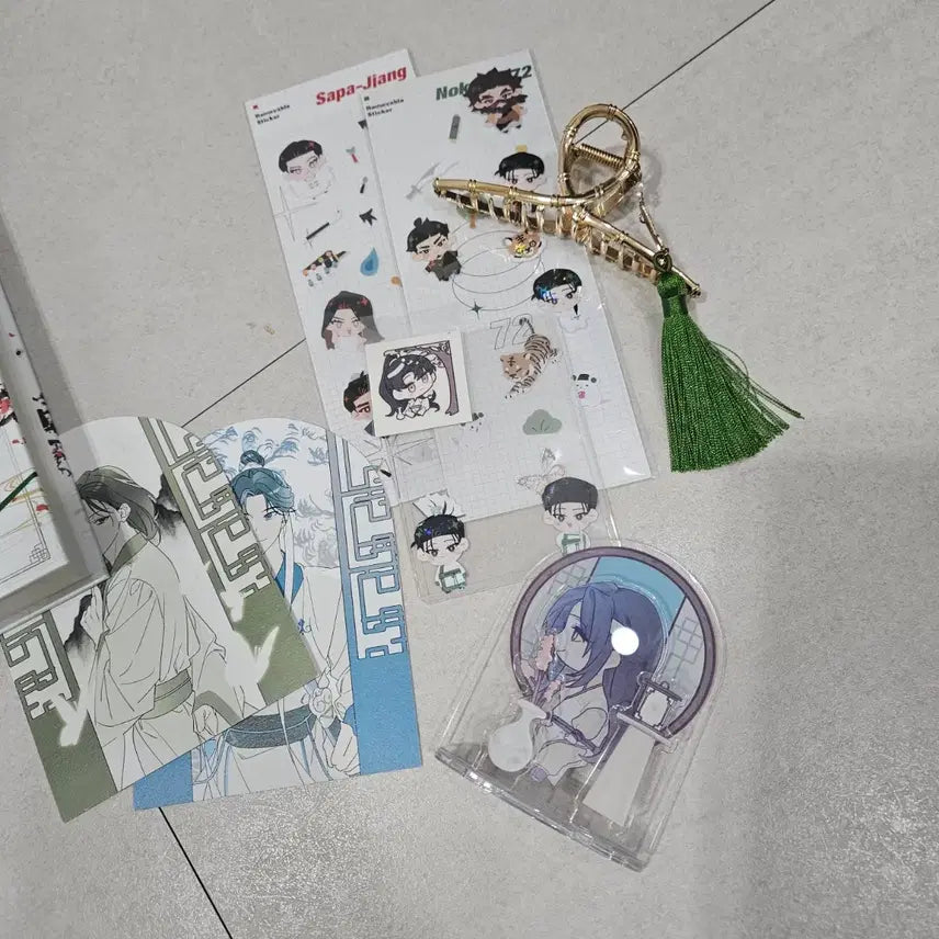 [BUNJANG] Return of the Mount Hua Sect Volumes 1 & 2 Bundle Set / 화산귀환 1,2권+굿즈 일괄