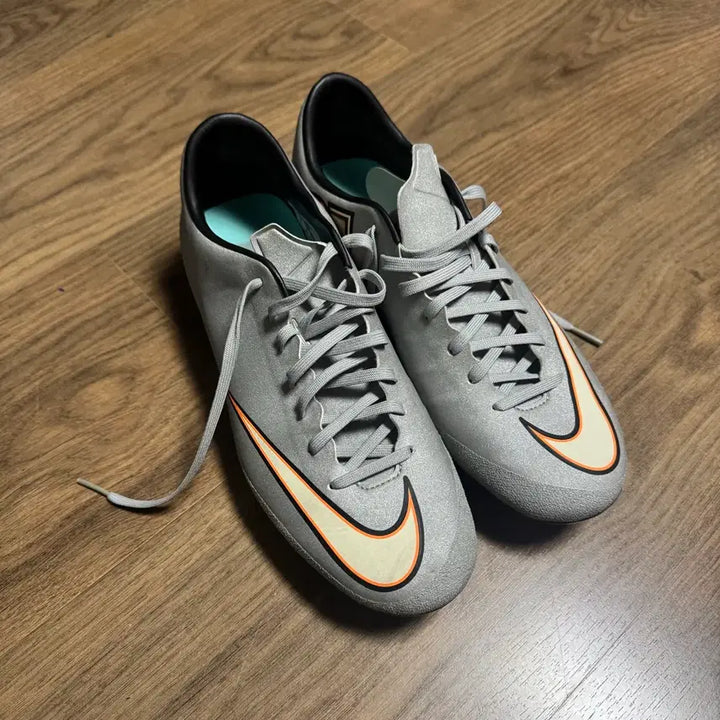 [BUNJANG] Nike Mercurial CR7 Soccer Cleats / 나이키 머큐리얼 CR7 270mm
