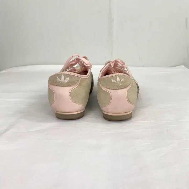 [BUNJANG] Adidas Balletcore Suede Sneakers (240) / 아디다스 발레코어 스웨이드 스니커즈 240 <57>
