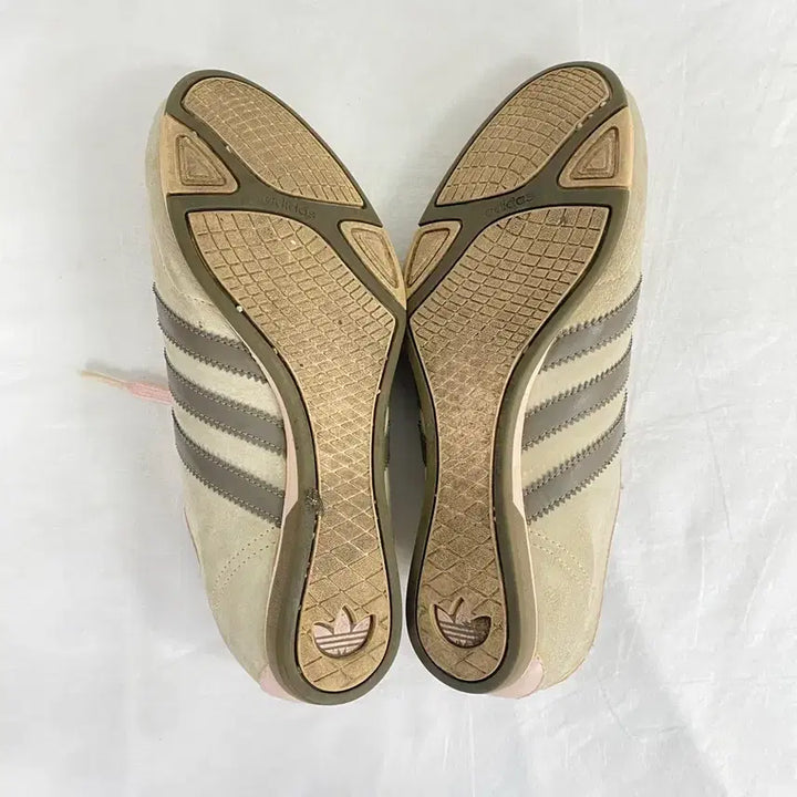 [BUNJANG] Adidas Balletcore Suede Sneakers (240) / 아디다스 발레코어 스웨이드 스니커즈 240 <57>