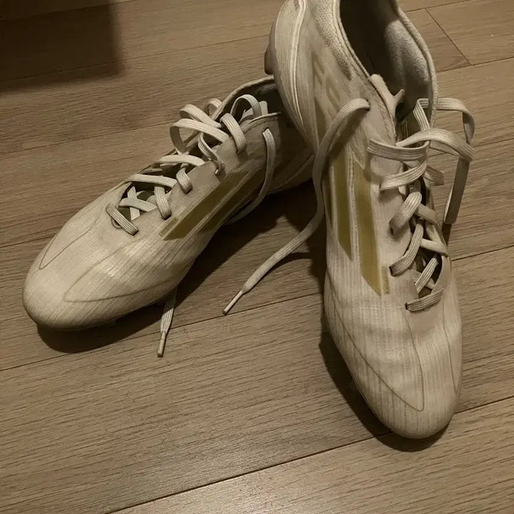 [SOLD OUT] F50 프로 축구화