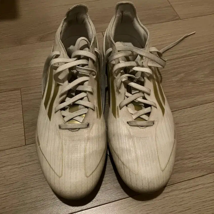 [SOLD OUT] F50 프로 축구화