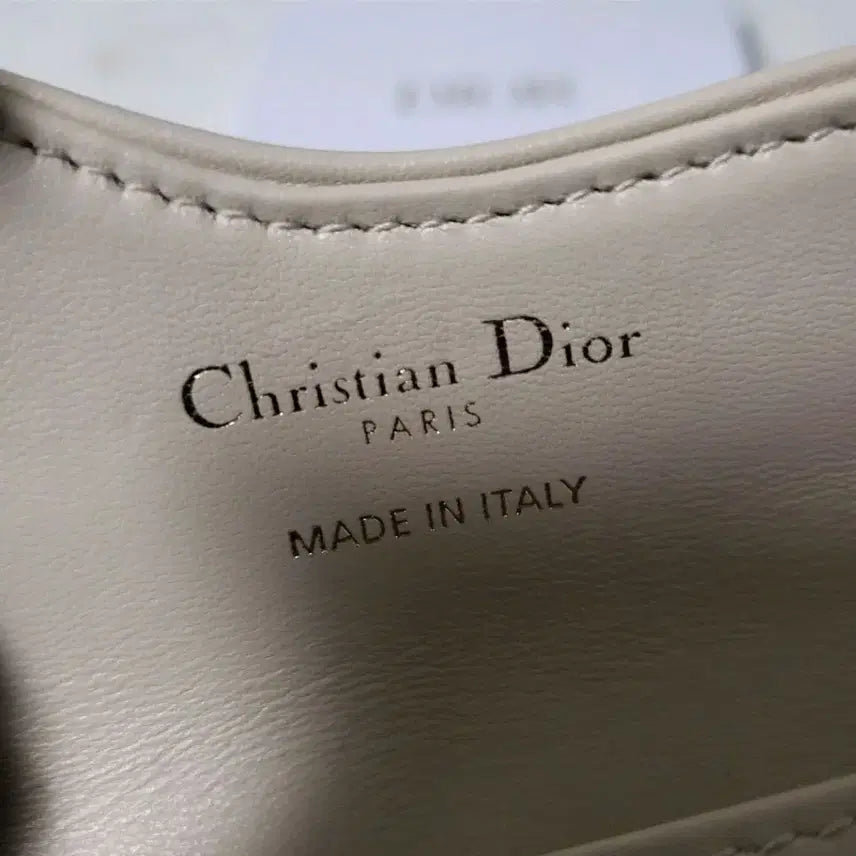 [BUNJANG] Dior Oblique Saddle Card Wallet - Light Biscuit / [25년식/한정판] 디올 오블리크 새들 카드지갑 라이트 비스킷