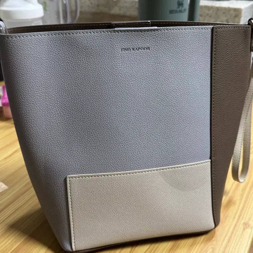 [BUNJANG] Find Kapoor Cana Bag 20 Crossbody Bag / 파인드 카푸어 카나백 20 (실사용 1회)