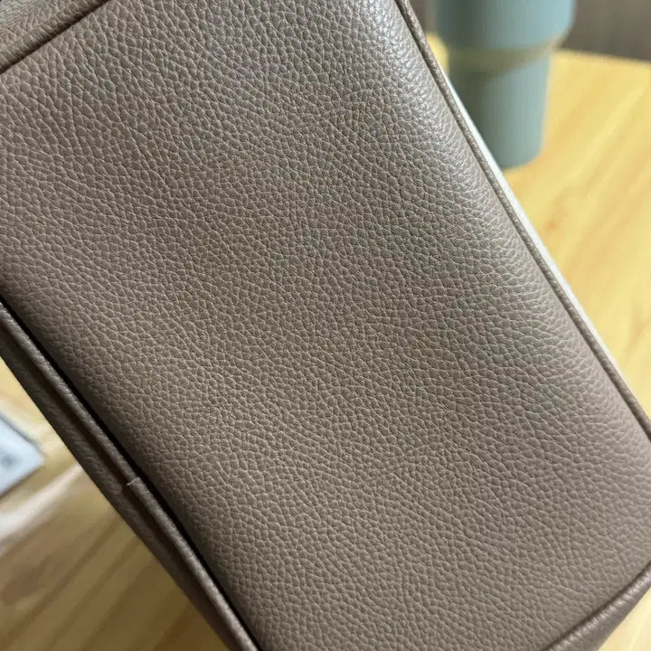 [BUNJANG] Find Kapoor Cana Bag 20 Crossbody Bag / 파인드 카푸어 카나백 20 (실사용 1회)