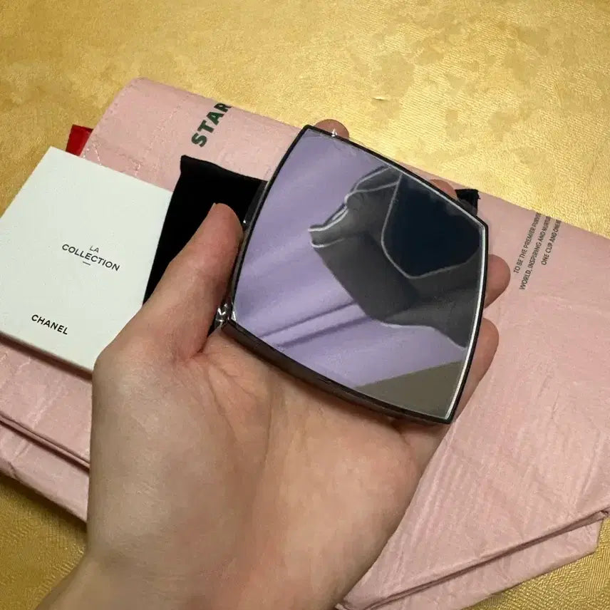 [BUNJANG] Chanel Hand Mirror / 샤넬 거울