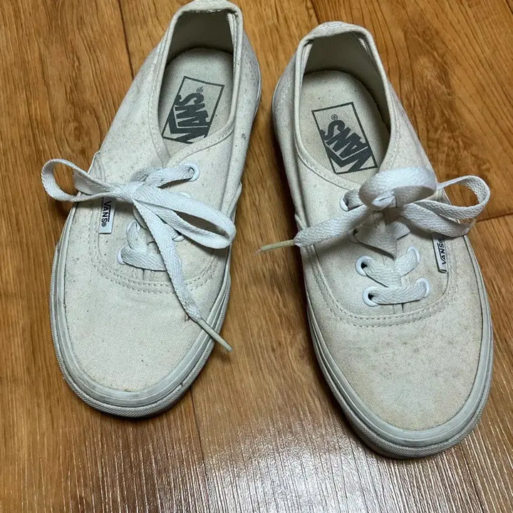 [BUNJANG] Vans Authentic Sneakers / 반스 어센틱 220MM