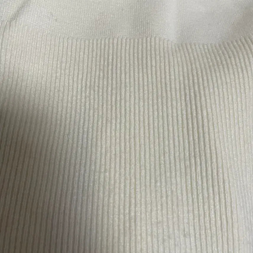 [BUNJANG] ahwe V-Neck Ivory Cardigan / ahwe 브이넥 가디건