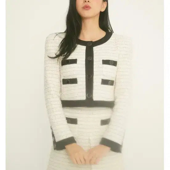 [BUNJANG] Avoavo Hanabo No.17 Tweed Jacket Ivory / 아보아보 하나보 no.17 트위드 자켓 아이보리 수지자켓 하객룩 오피스룩