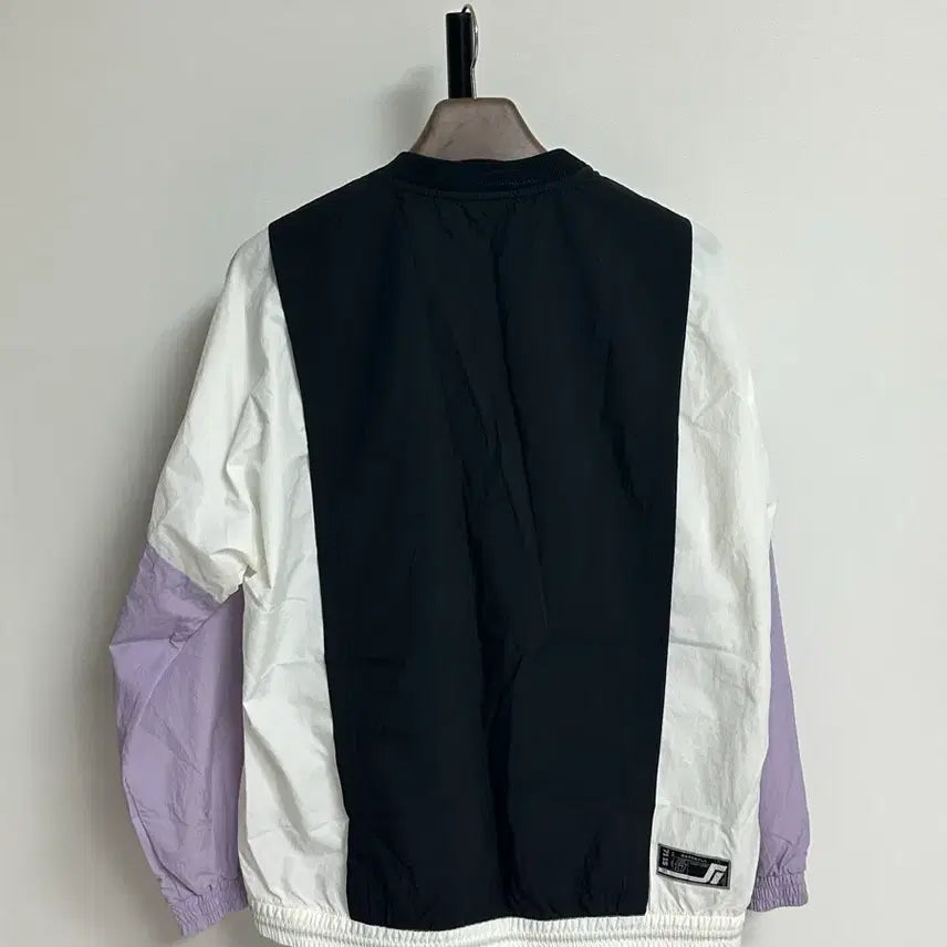 [BUNJANG] JILLSTUART SPORT Windbreaker Sweatshirt / 질스튜어트 스포츠(JILLSTUART SPORT) 바람막이 맨투맨