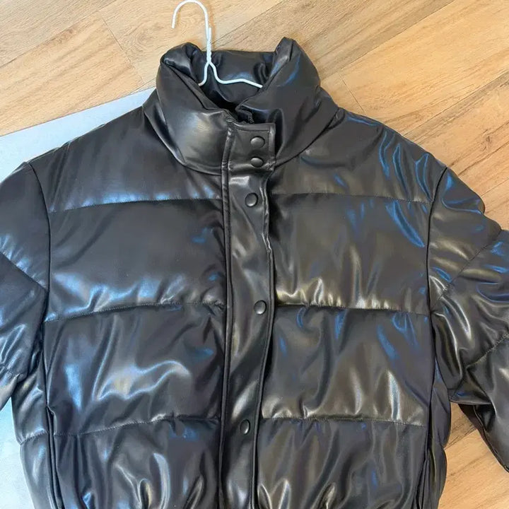 [BUNJANG] Black Leather Short Padded Jacket / 블랙 레더 숏패딩