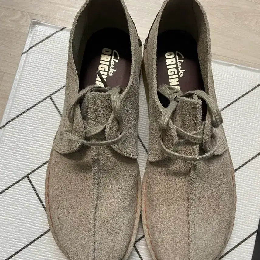 [BUNJANG] Clarks Desert Trek Sand Suede Boots / 클락스 데저트트랙 샌드 스웨이드 265 (uk 8) 새상품