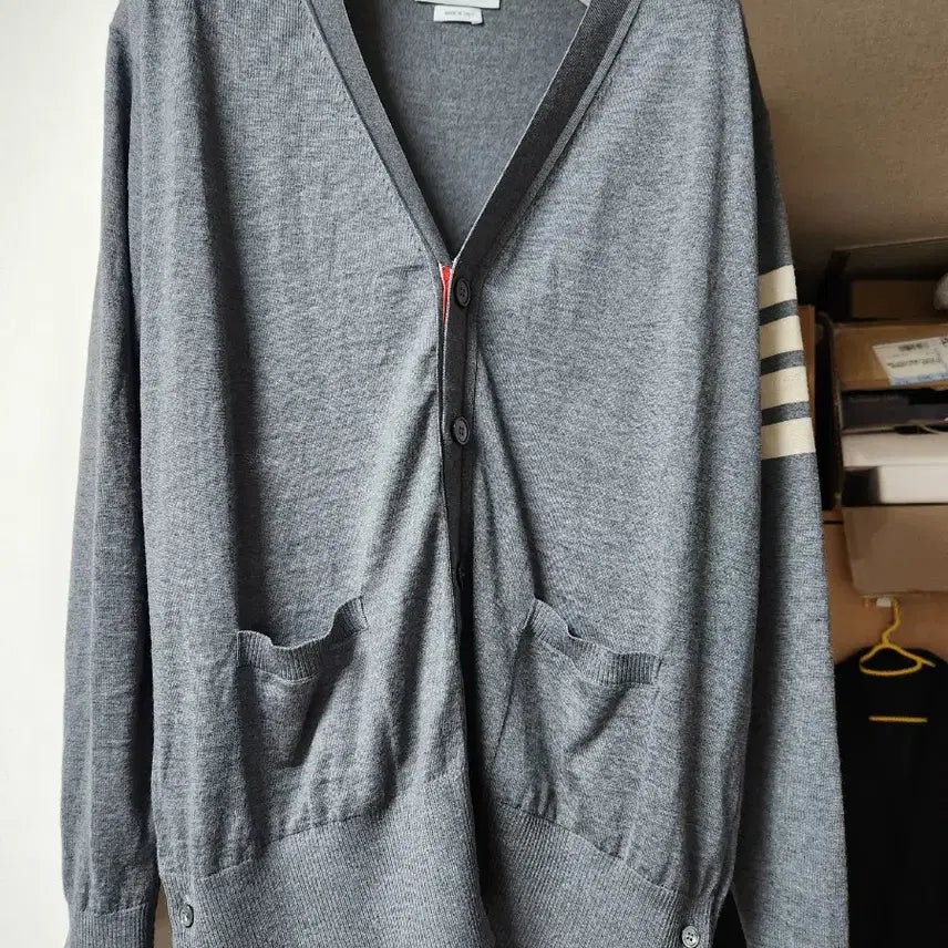 [BUNJANG] Thom Browne Cardigan Size 4 / [백화점택] 톰브라운 가디건 4사이즈